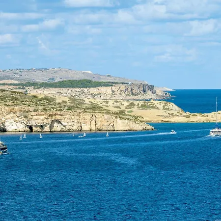 Seashells Sea View Penthouse With Private Hot Tub & Large Sunny Terrace With Stunning Views - By Getwaysmalta