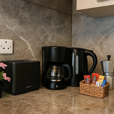 Seashells Sea View Penthouse With Private Hot Tub & Large Sunny Terrace With Stunning Views - By Getwaysmalta