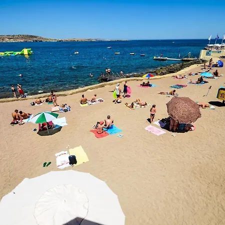 Seashells Sea View Penthouse With Private Hot Tub & Large Sunny Terrace With Stunning Views - By Getwaysmalta * St Paul's Bay